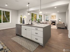 9934 NE 162nd Street, Bothell WA 98011