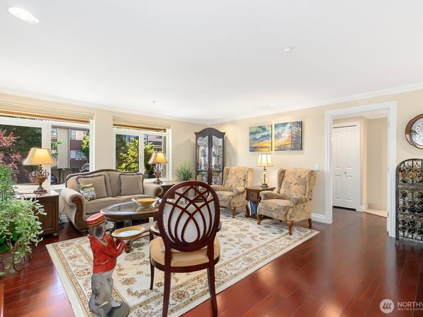 2100 Thorndyke Avenue W 101, Seattle WA 98199