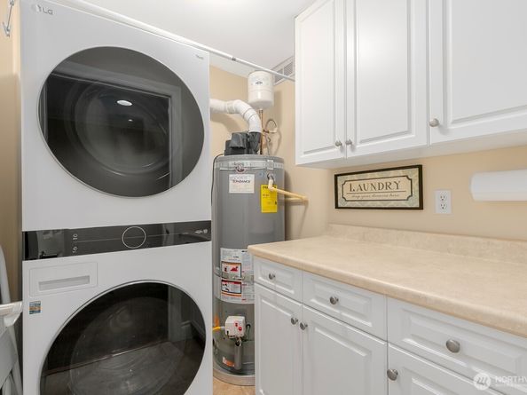 2100 Thorndyke Avenue W 101, Seattle WA 98199