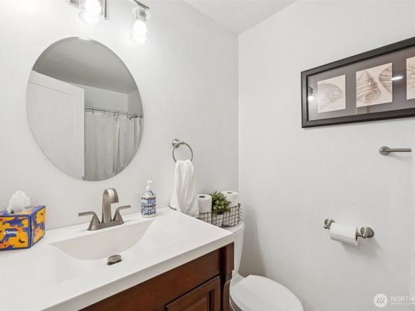 26308 42nd Avenue S, Kent WA 98032