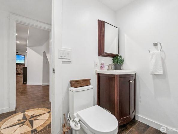 26308 42nd Avenue S, Kent WA 98032