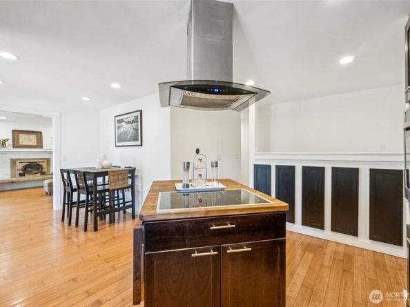 26308 42nd Avenue S, Kent WA 98032