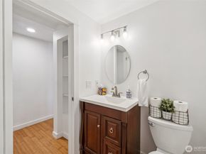 26308 42nd Avenue S, Kent WA 98032