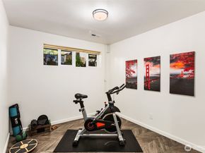 422 S 168th Street, Burien WA 98148