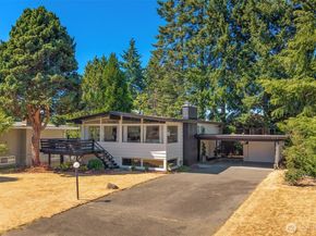 422 S 168th Street, Burien WA 98148