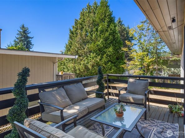 422 S 168th Street, Burien WA 98148