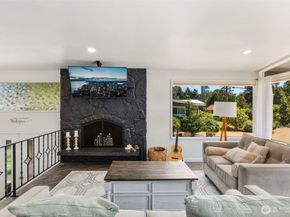 422 S 168th Street, Burien WA 98148