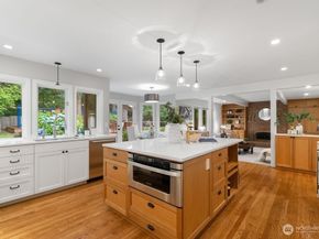 15814 NE 135th Street, Redmond WA 98052