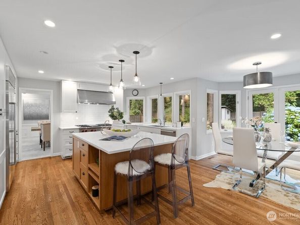 15814 NE 135th Street, Redmond WA 98052