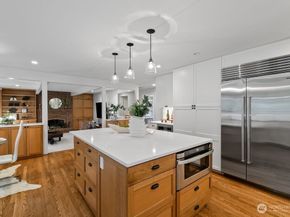 15814 NE 135th Street, Redmond WA 98052