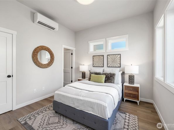 2817 Franklin Avenue E A, Seattle WA 98102