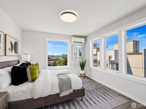2817 Franklin Avenue E A, Seattle WA 98102