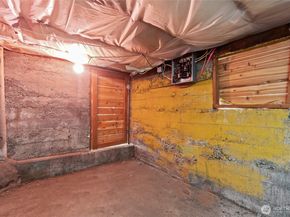 1336 Elizabeth Avenue B, Bremerton WA 98337