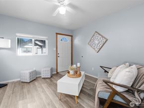 1336 Elizabeth Avenue B, Bremerton WA 98337