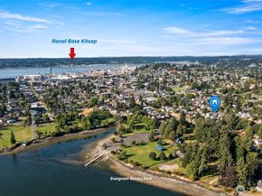 1336 Elizabeth Avenue B, Bremerton WA 98337