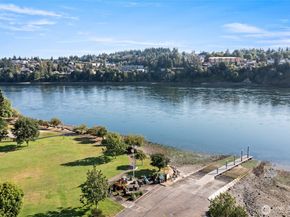 1336 Elizabeth Avenue B, Bremerton WA 98337