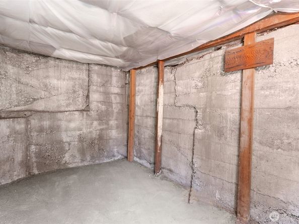 1336 Elizabeth Avenue B, Bremerton WA 98337
