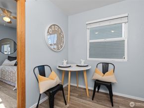 1336 Elizabeth Avenue B, Bremerton WA 98337
