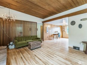 11521 Corliss Avenue N, Seattle WA 98133