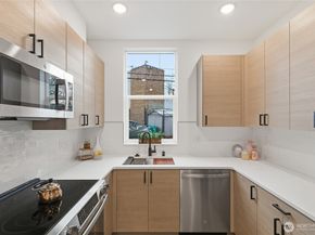 805 S Sullivan Street B, Seattle WA 98108