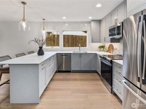 2616 E Roy Street, Seattle WA 98112