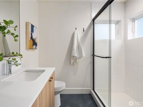 2616 E Roy Street, Seattle WA 98112