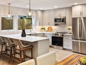 2616 E Roy Street, Seattle WA 98112
