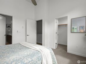 4264 S Greenbelt Station Drive, Seattle WA 98118