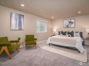 11821 82nd Place S, Seattle WA 98178