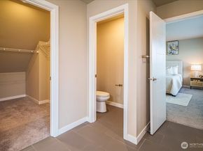 11821 82nd Place S, Seattle WA 98178
