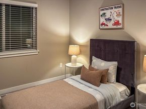 11821 82nd Place S, Seattle WA 98178