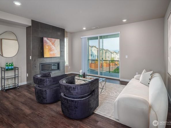 11821 82nd Place S, Seattle WA 98178