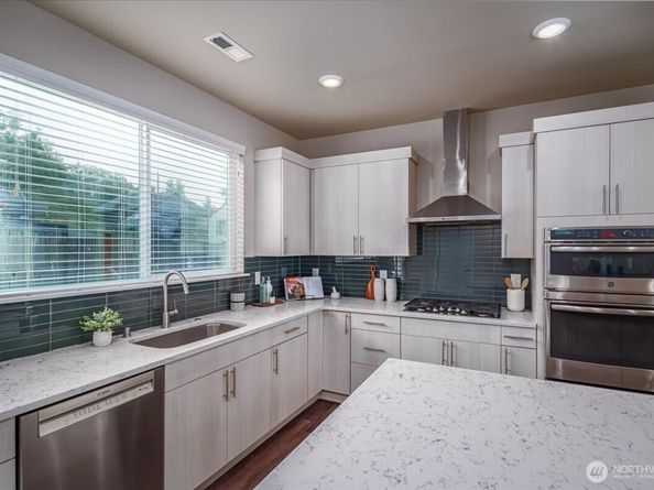 11821 82nd Place S, Seattle WA 98178