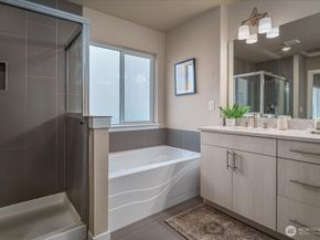 11821 82nd Place S, Seattle WA 98178