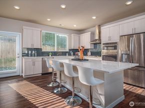 11821 82nd Place S, Seattle WA 98178