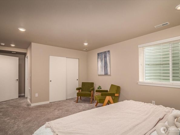 11821 82nd Place S, Seattle WA 98178