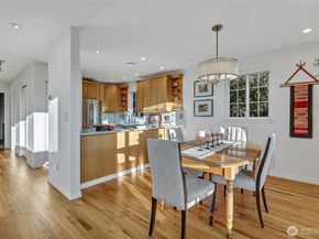 1706 Bradner Place S 3, Seattle WA 98144