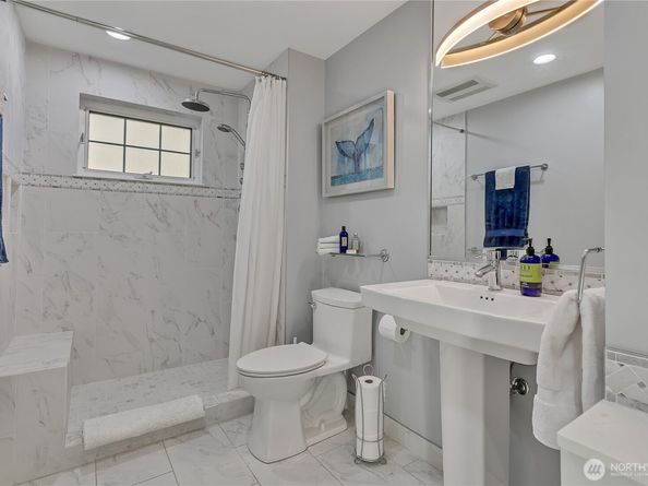 1706 Bradner Place S 3, Seattle WA 98144
