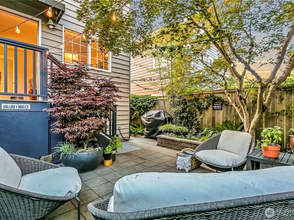 1706 Bradner Place S 3, Seattle WA 98144