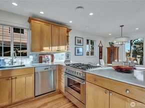 1706 Bradner Place S 3, Seattle WA 98144