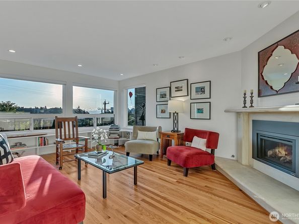 1706 Bradner Place S 3, Seattle WA 98144