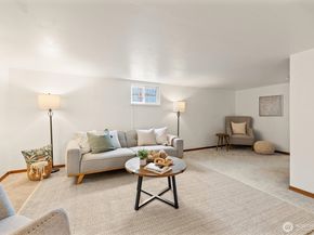 1211 N 3rd Street, Renton WA 98057