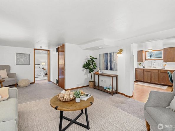 1211 N 3rd Street, Renton WA 98057