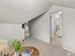 1211 N 3rd Street, Renton WA 98057