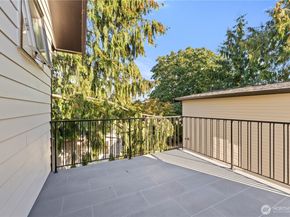 509 N 78th Street, Seattle WA 98103
