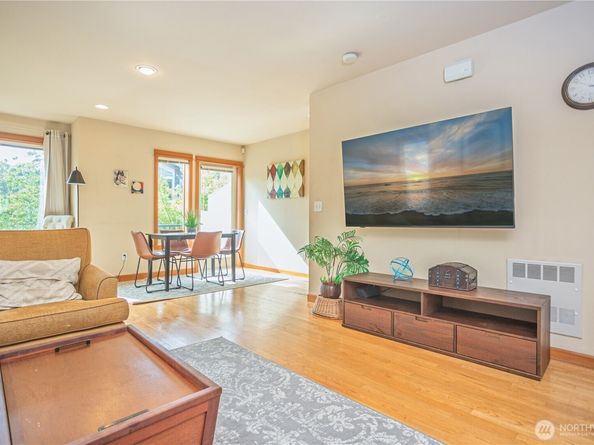 3314 Wetmore Avenue S Unit B, Seattle WA 98144