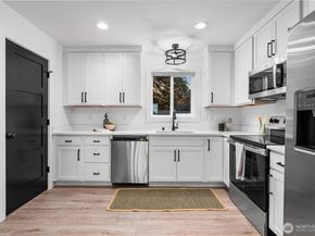 9731 13th Avenue NW, Seattle WA 98117