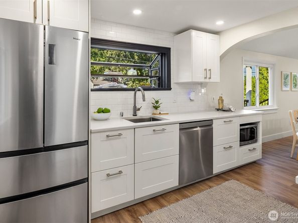 3521 NE 92nd Street, Seattle WA 98115