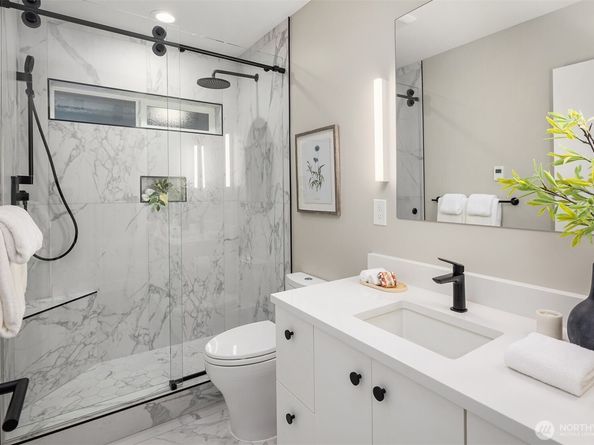 3521 NE 92nd Street, Seattle WA 98115