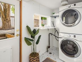 3521 NE 92nd Street, Seattle WA 98115